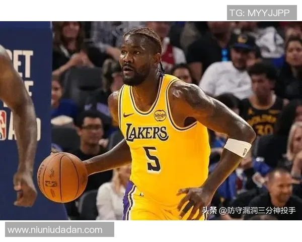 篮球明星的独门绝技揭秘谁是球场上的绝对王者